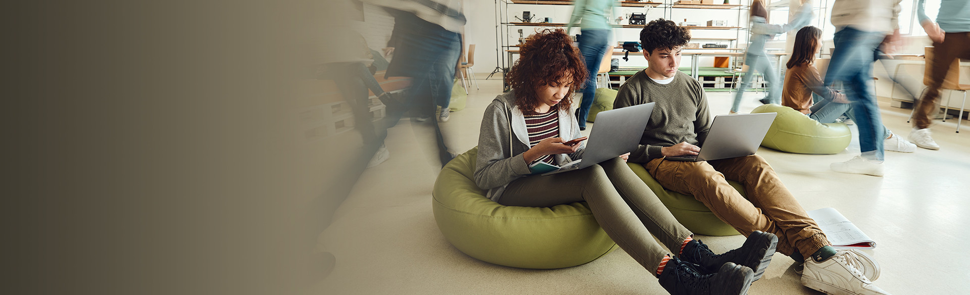 photo of student at laptop